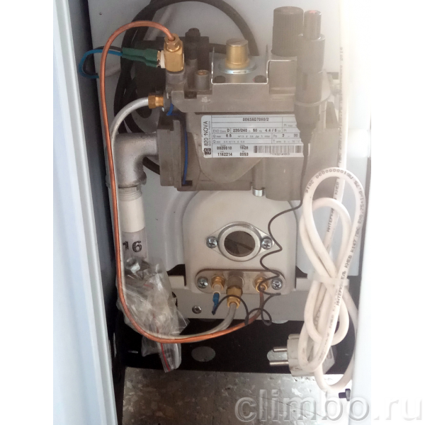 Напольный газовый котел АТЕМ Житомир Турбо КС-ГВ-012СН,  двухконтурный — фото товара